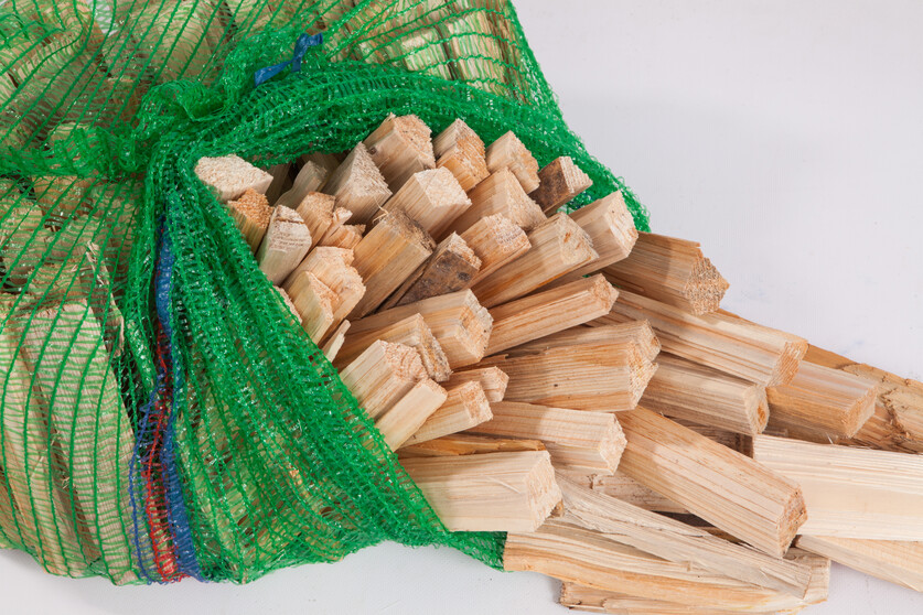 Anzündholz (Sackware)
